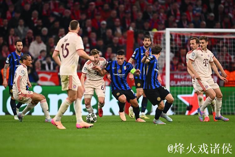 那不勒斯惨遭欧战两连败，首遇埃因霍温与本菲卡双重打击