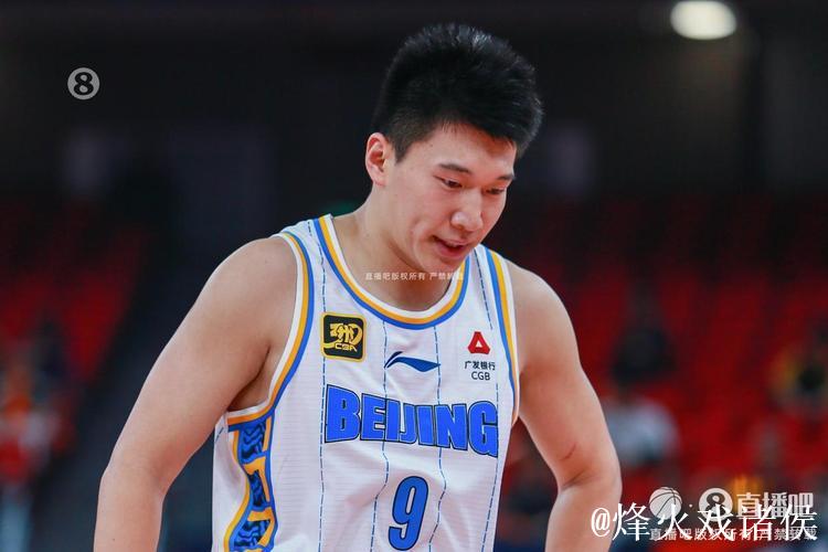 雷蒙出战21分钟,高效砍下9分3篮板1助攻1盖帽 雷蒙出战21分钟,高效砍下9分3篮板1助攻1盖帽