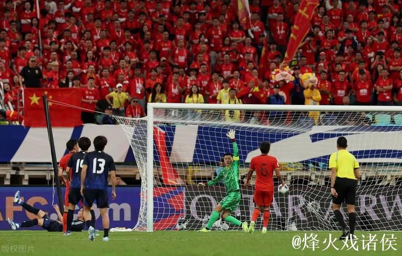 塞梅约半场数据对比曼联：1次射门1粒进球，预期进球0.13关键传球1