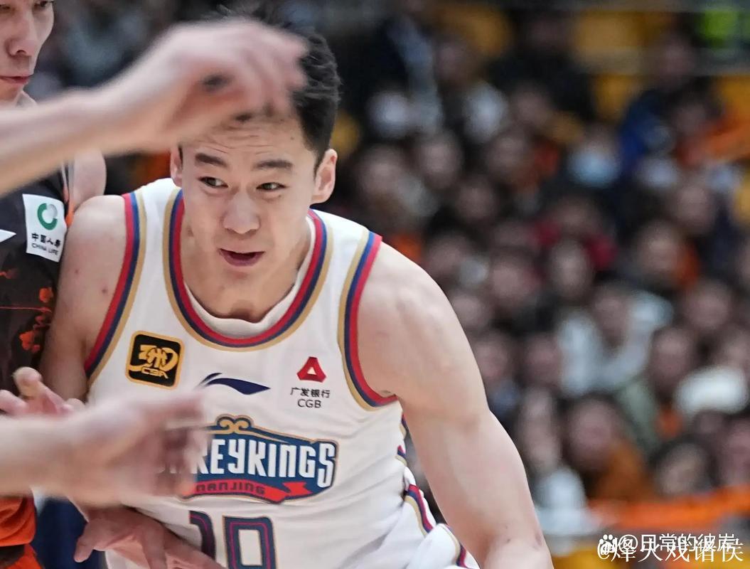 CBA-郭昊文23+6+8难救主 辽宁击败南京